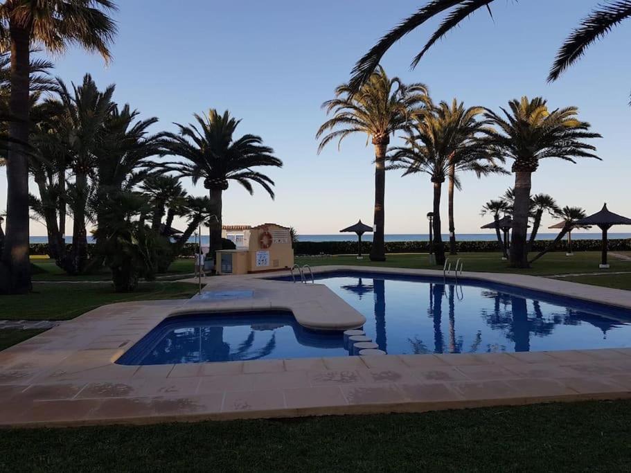 Bungalow en 1ª línea playa view 5