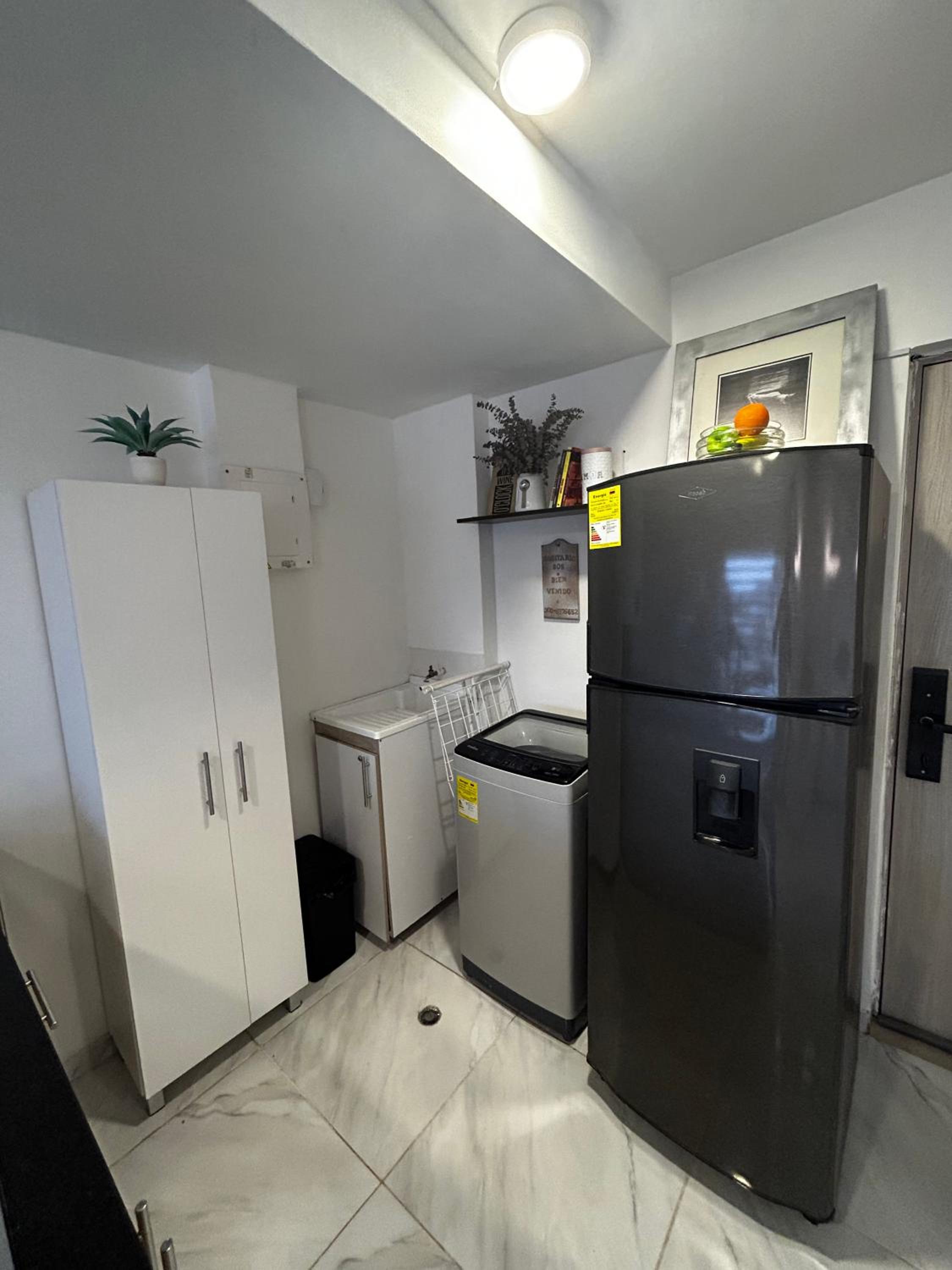 Disfruta cerca al mar: Piso 8 con dos habitaciones