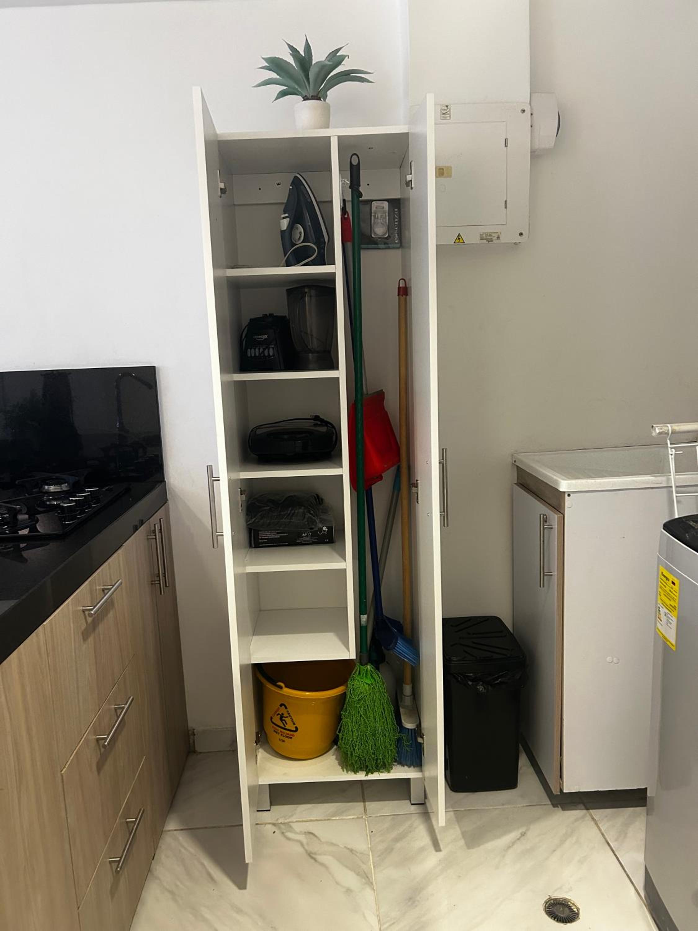 Disfruta cerca al mar: Piso 8 con dos habitaciones