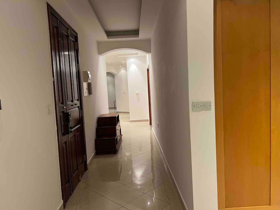 Spacious 4-Bedroom Apartment with Sea View photo 5