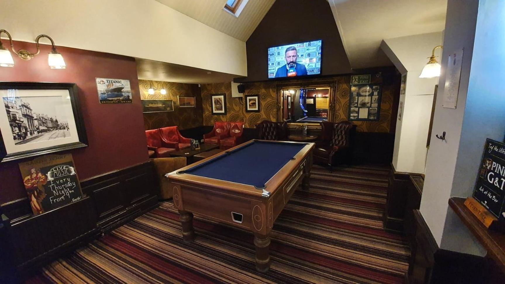 lounge