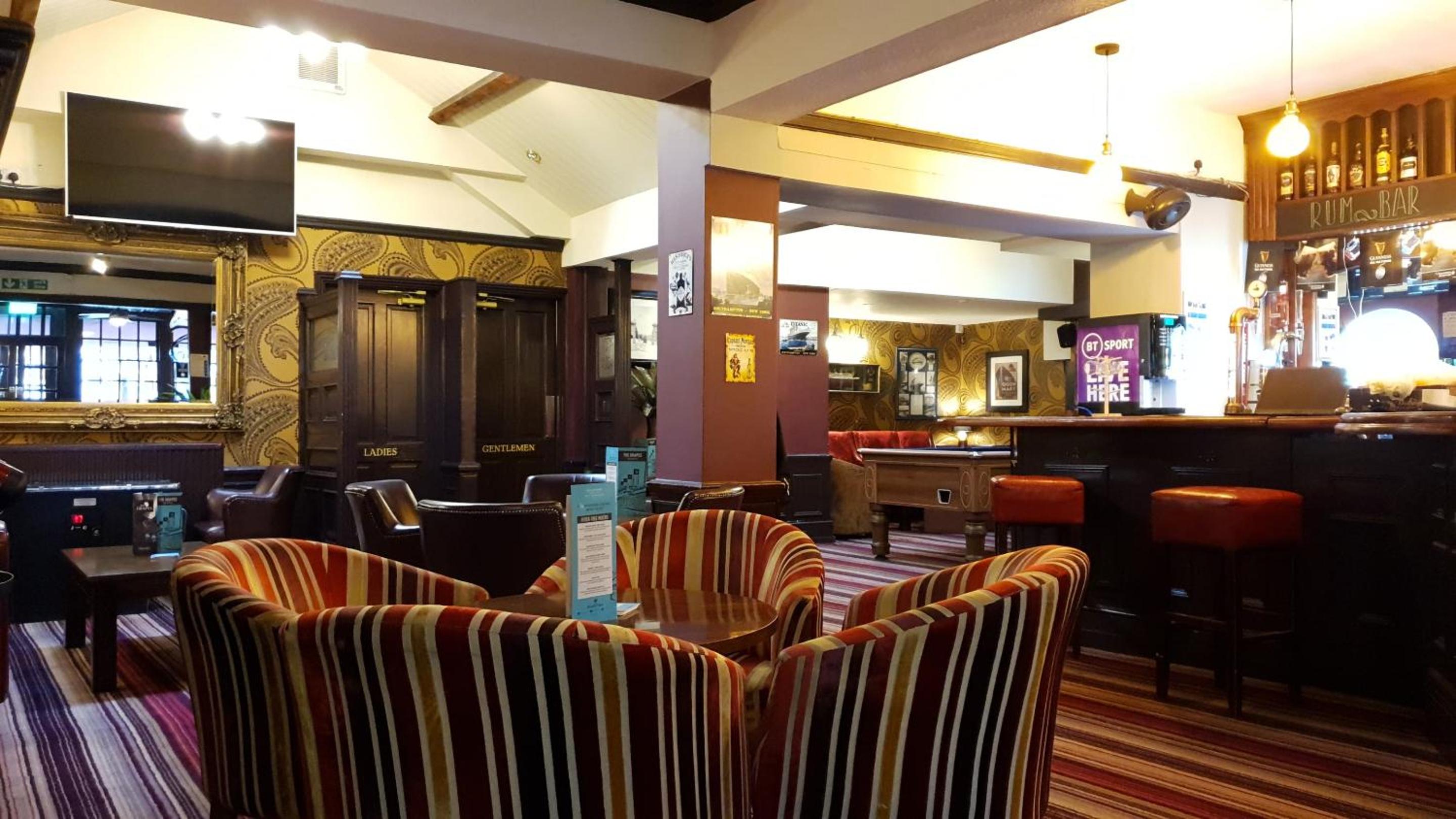 lounge