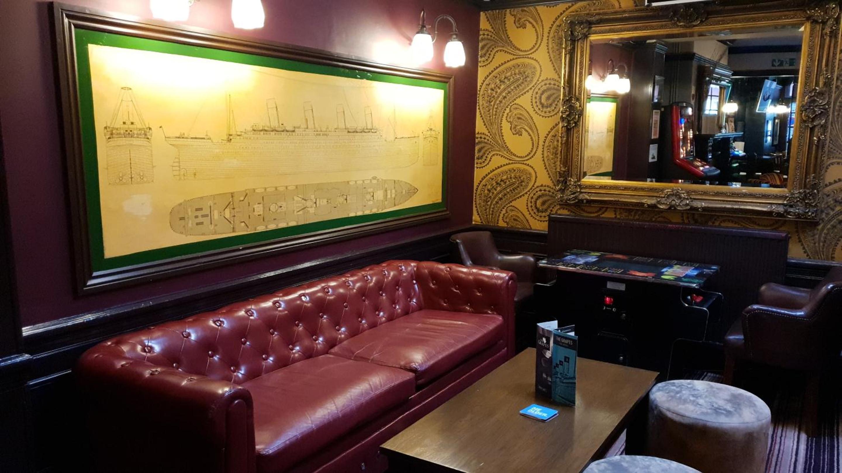 lounge