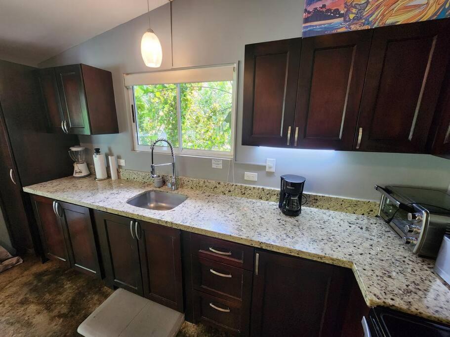 #17A Hermosa Beach Bungalow 1st floor 1 bedroom Apt