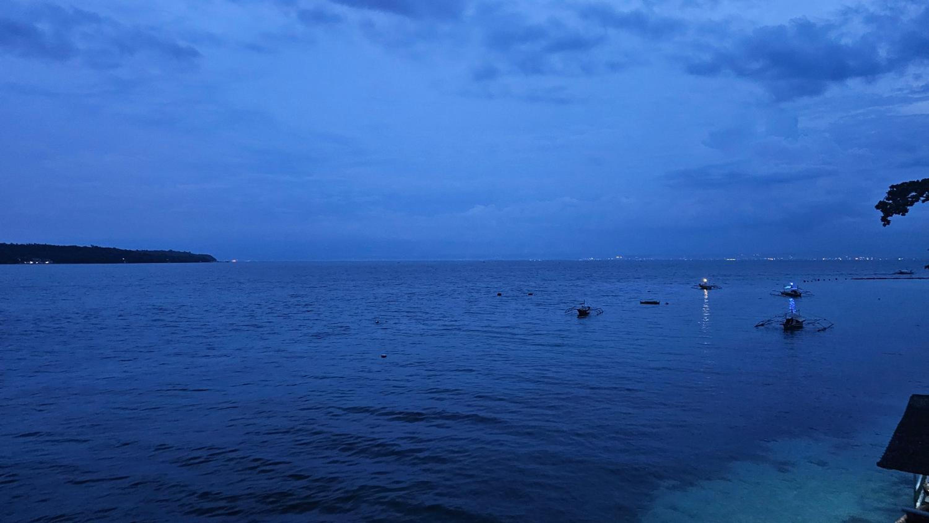 Lydia's House, Samal beach front apartments