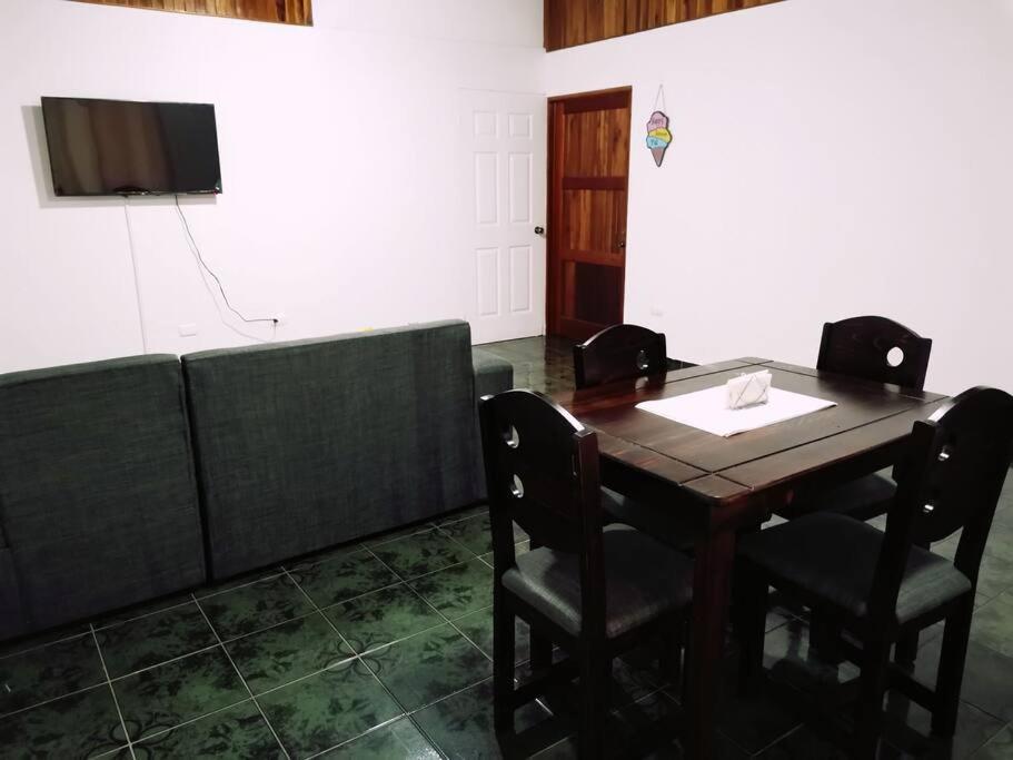 Casa Vacacional Quepos Centro