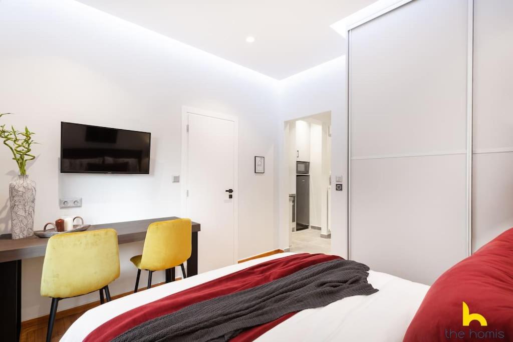 Dream Studio in Plaka near Syntagma & Acropolis! photo 3