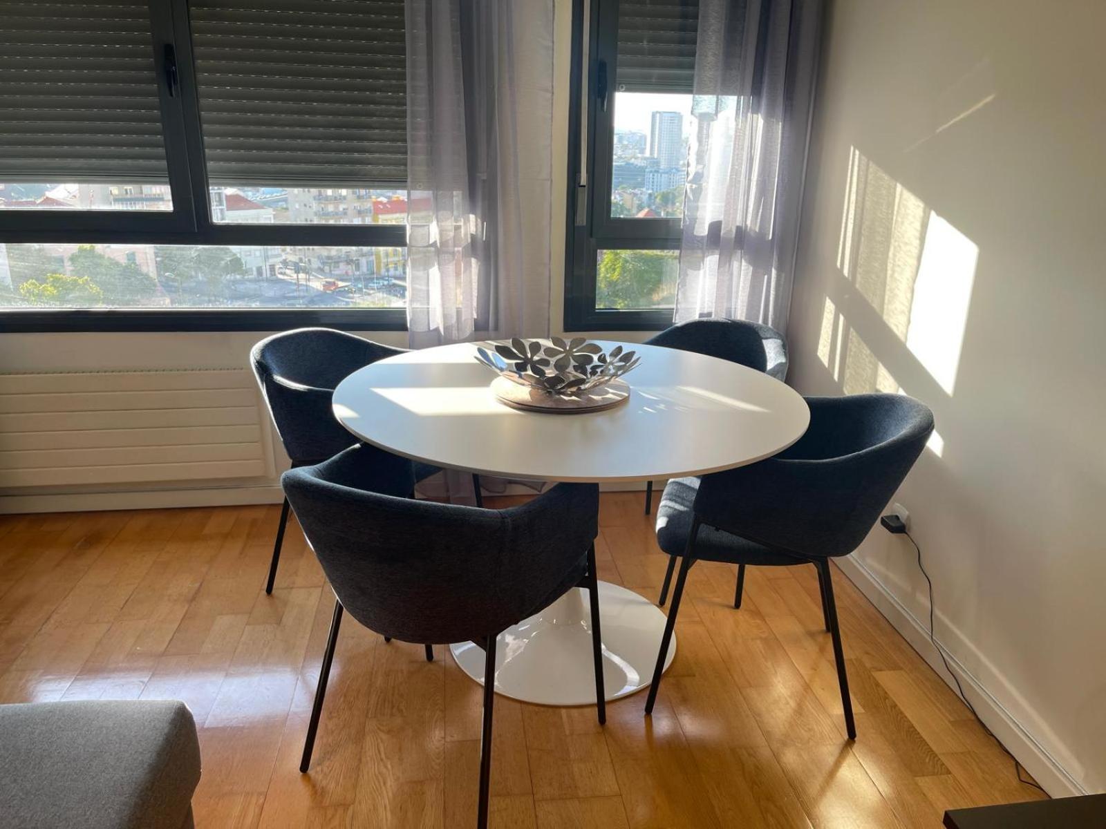 BestHomeStay- Lisbon- Garden, Pool & Garage
