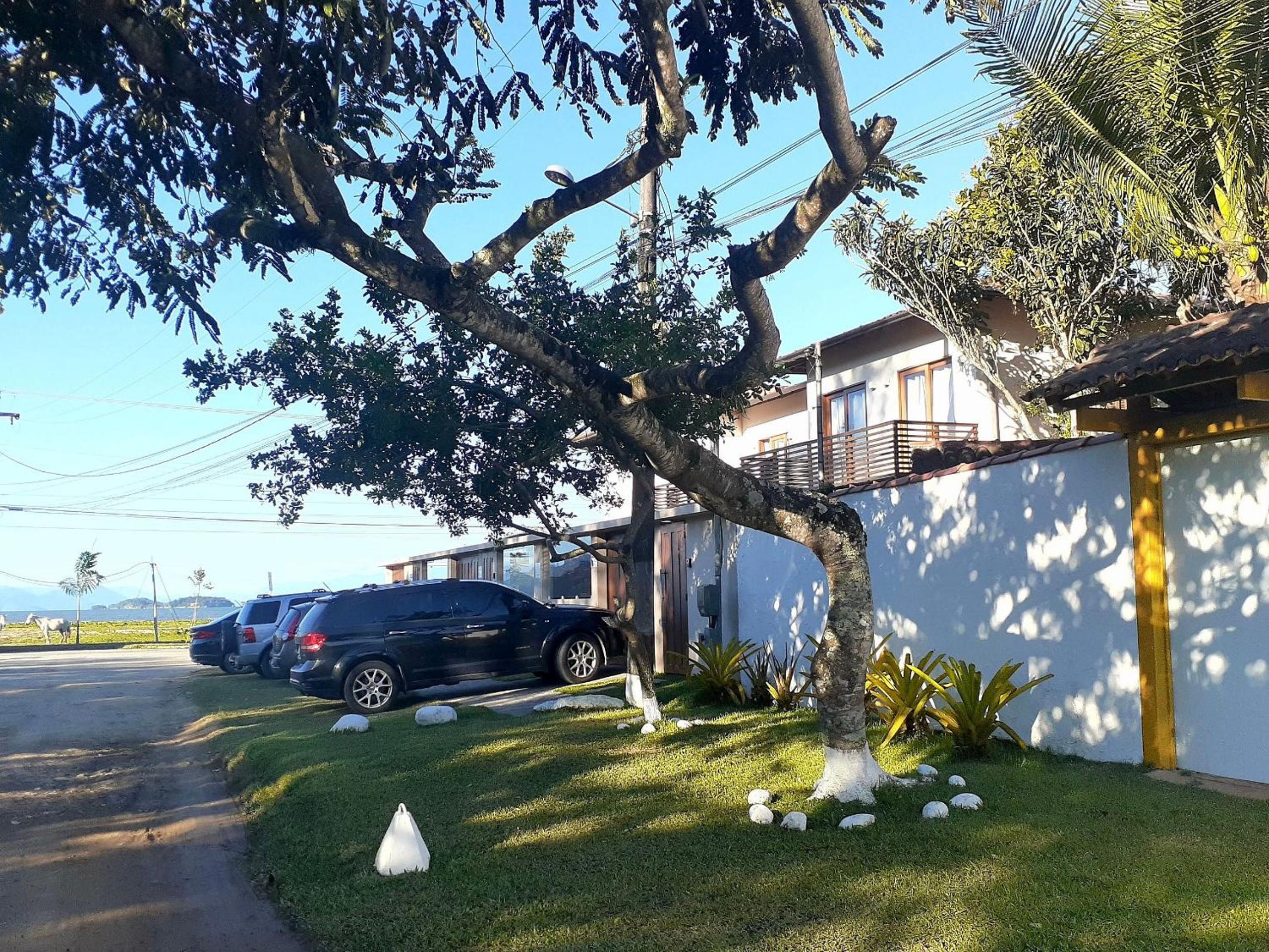 Charming and cosy, near the beach, 3 suites, near old town, pool, BBQ, WiFi, Netflix