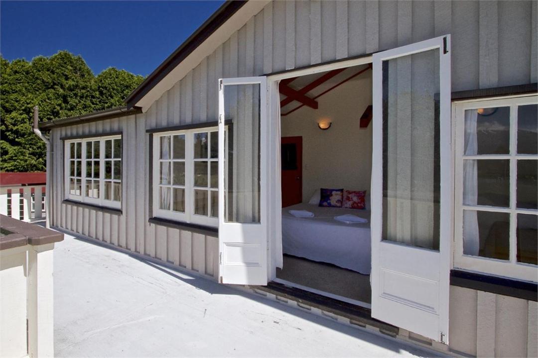 KAHA Lodge