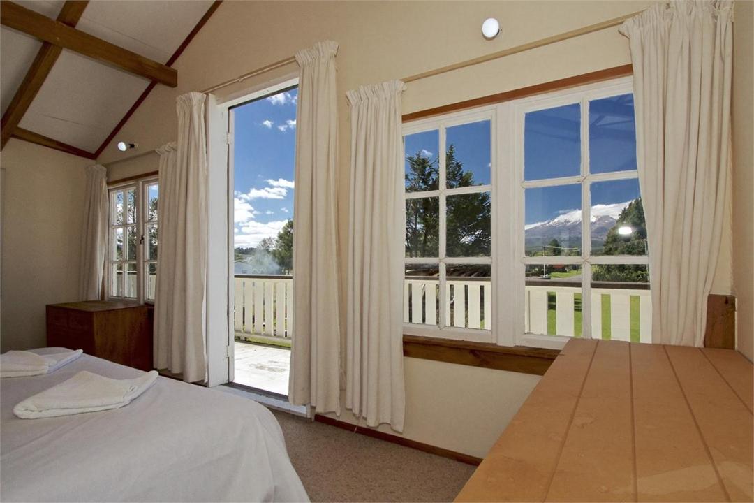 KAHA Lodge