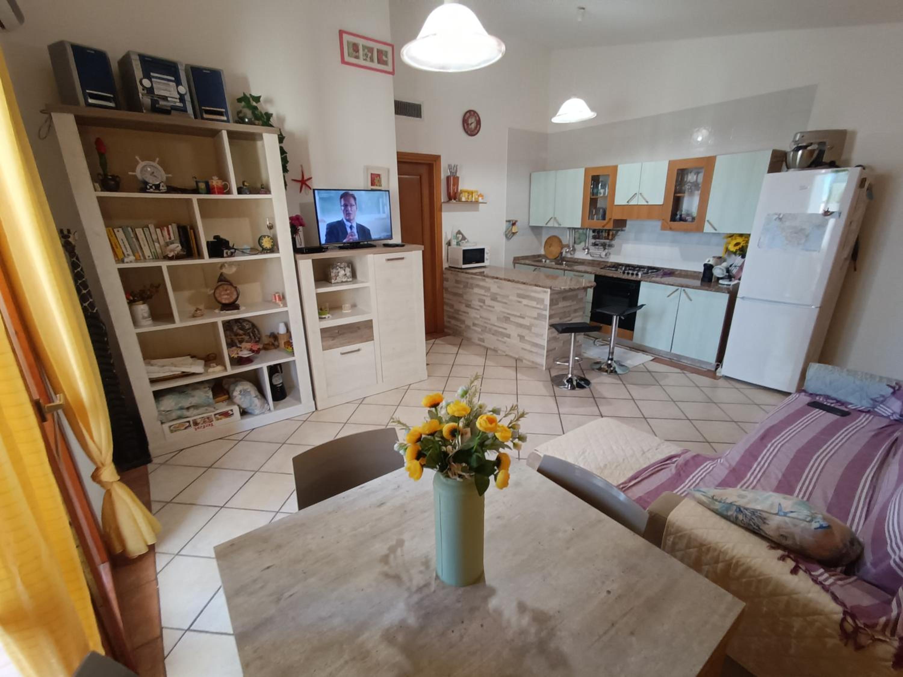 Appartamente moderno e accessoriato. view 2