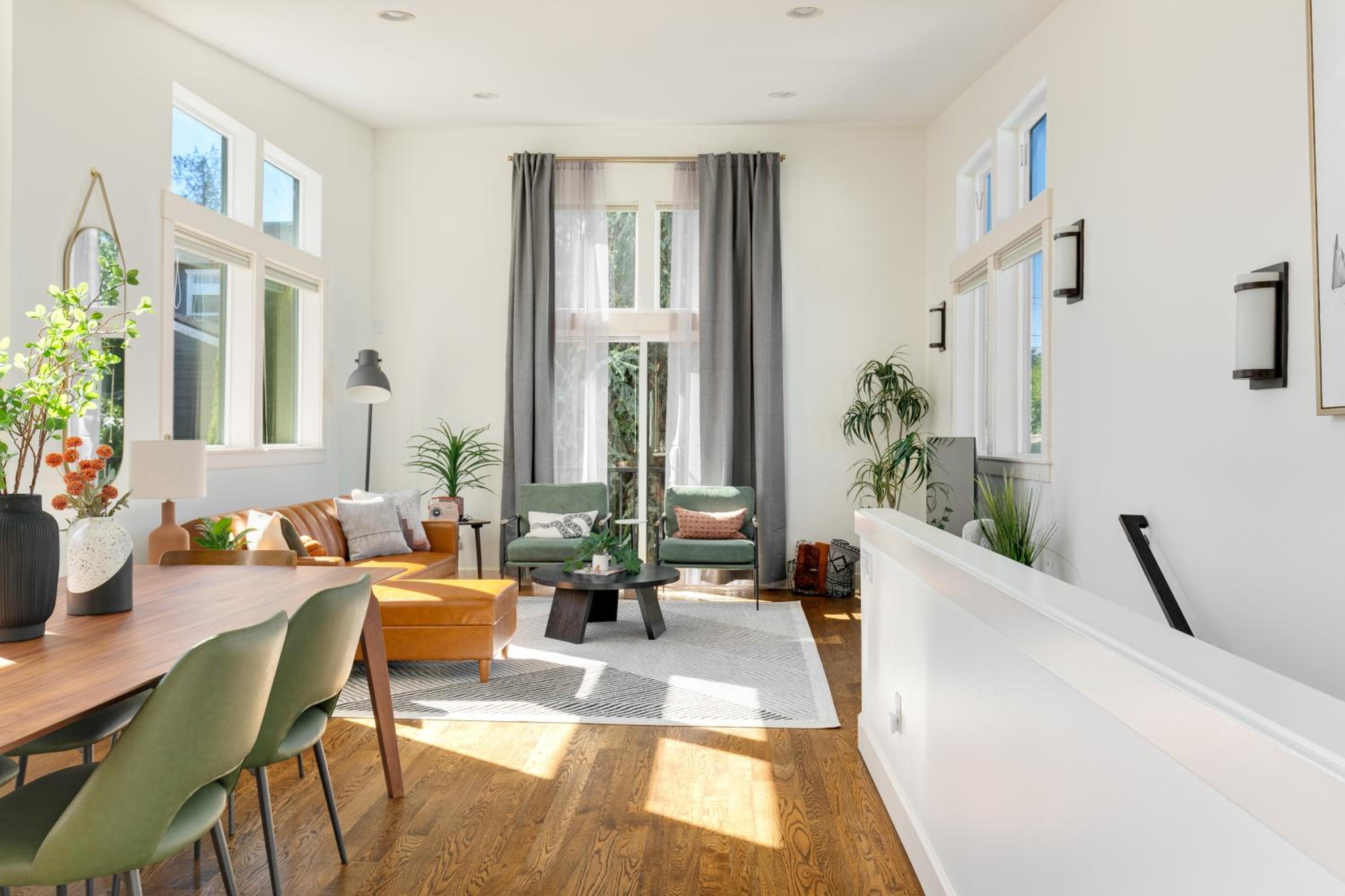 3BR 2.5BA The Orcas Parkside view 3