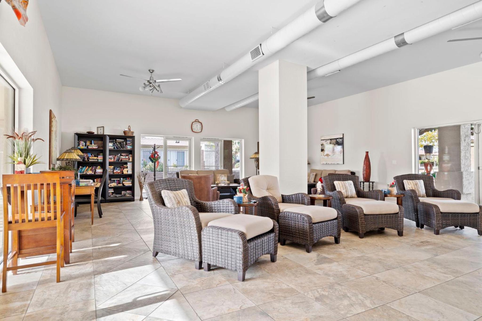 lounge