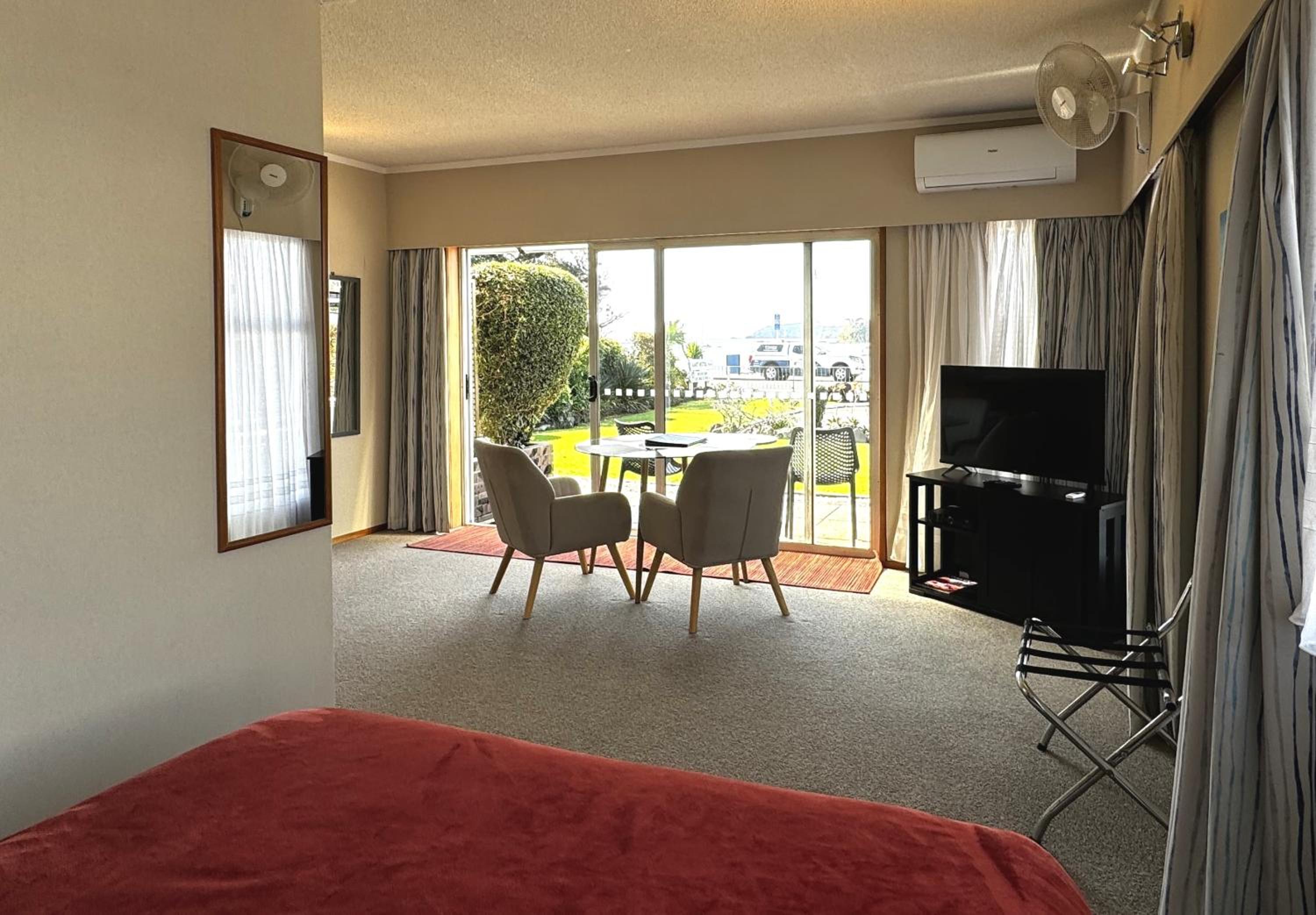 Ala Moana Motel
