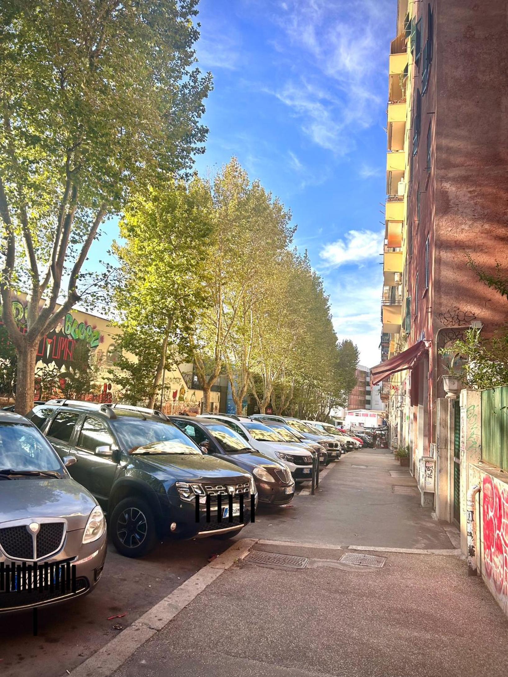 Metro at the door- Colosseo 6 min- 2BR AC WiFi