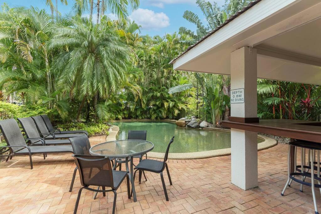 1 Bedroom Apartment Palm Villas #18