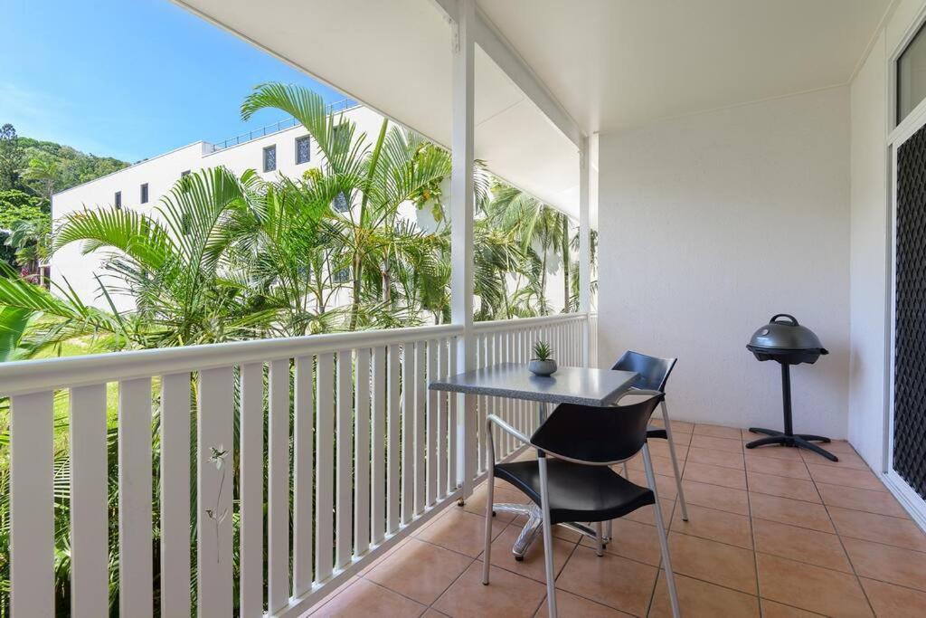 1 Bedroom Apartment Palm Villas #18