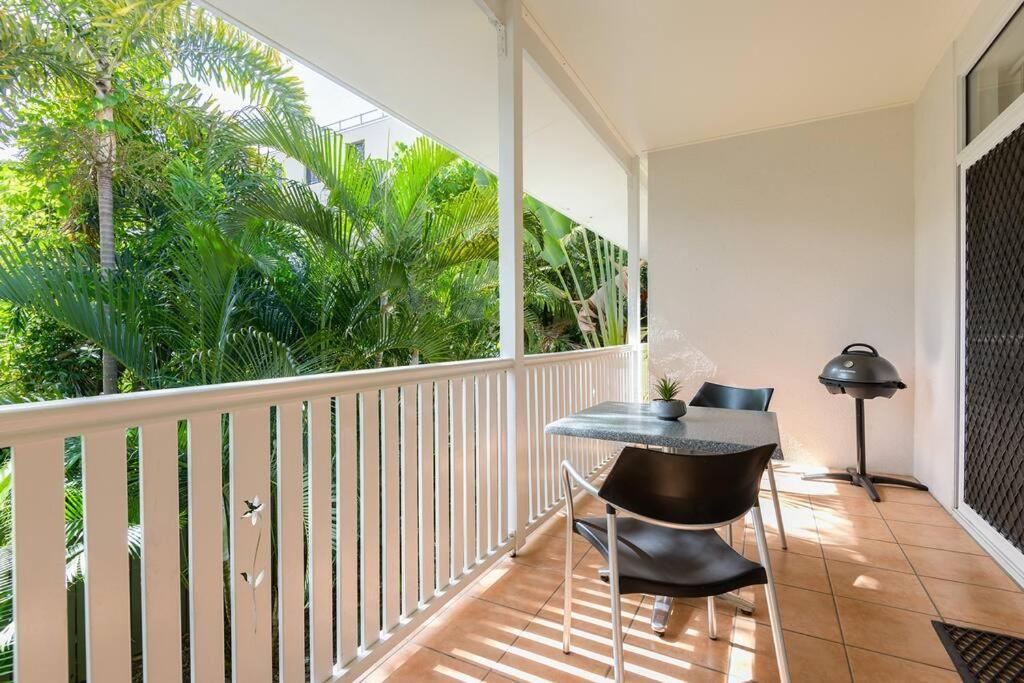 1 Bedroom Apartment Palm Villas #18