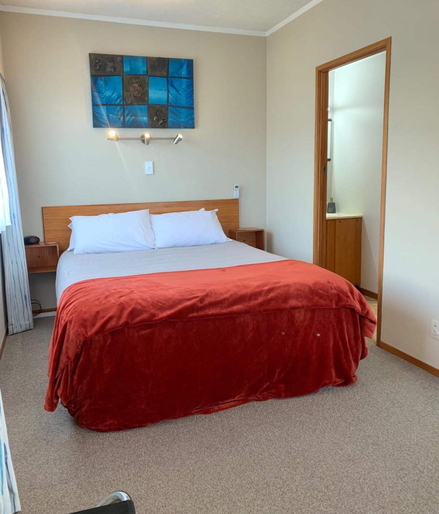 Ala Moana Motel