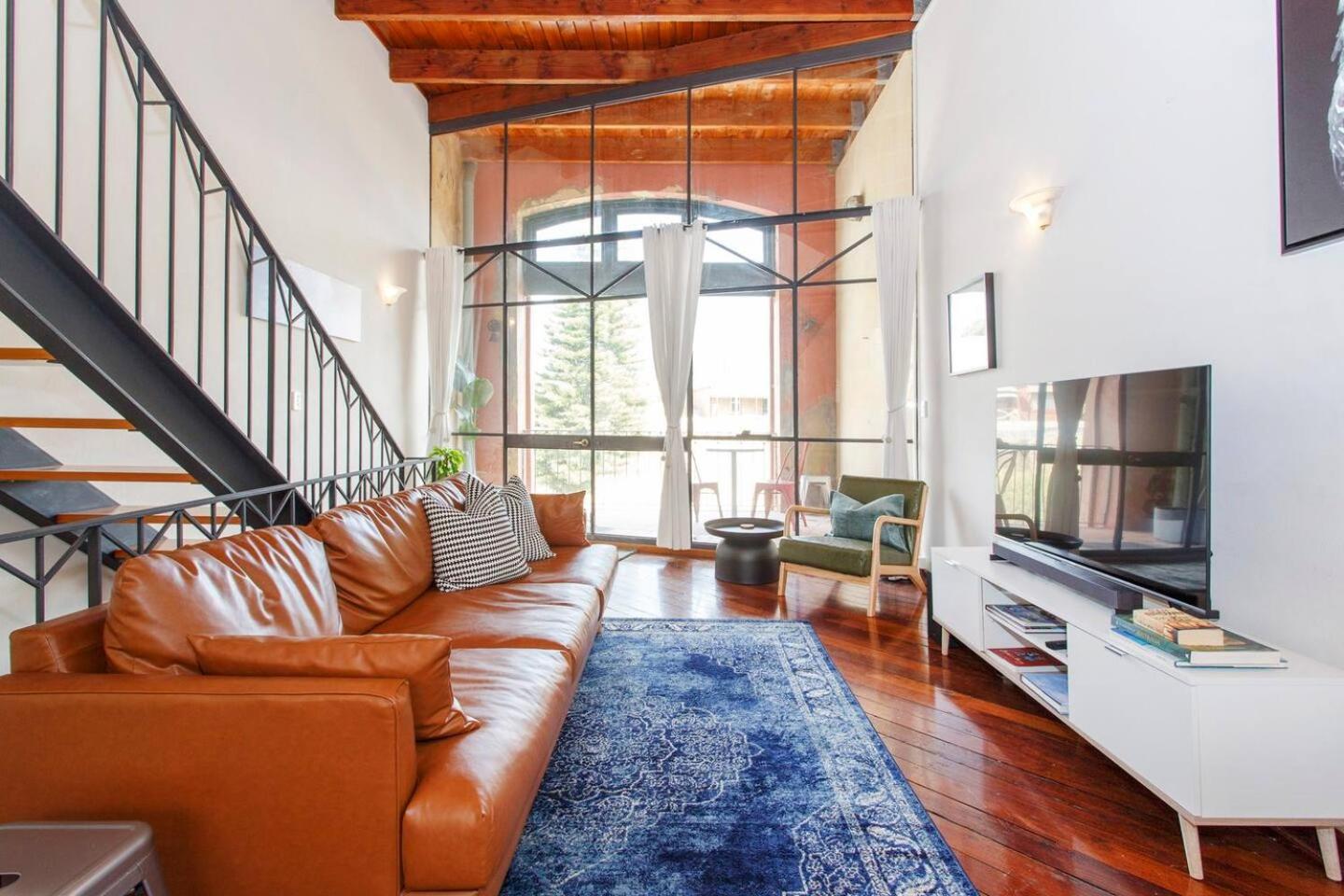 Bathers Beach Loft Rooftop Views