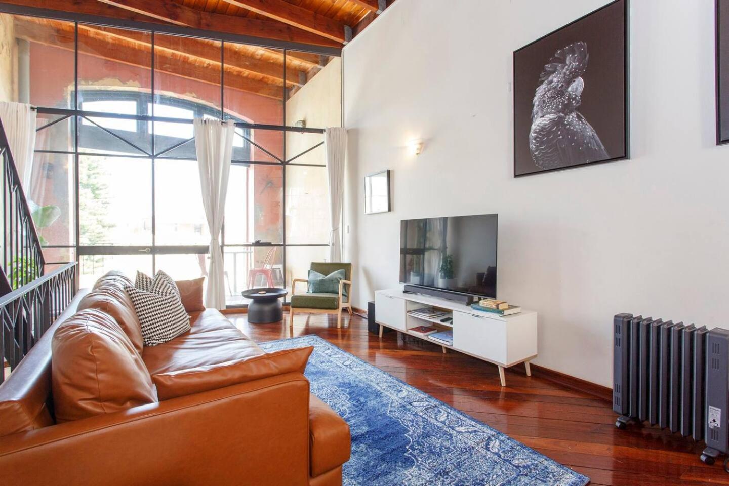 Bathers Beach Loft Rooftop Views