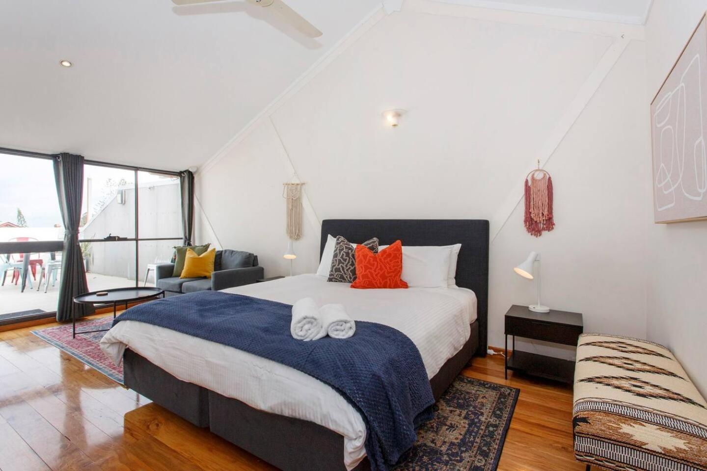Bathers Beach Loft Rooftop Views