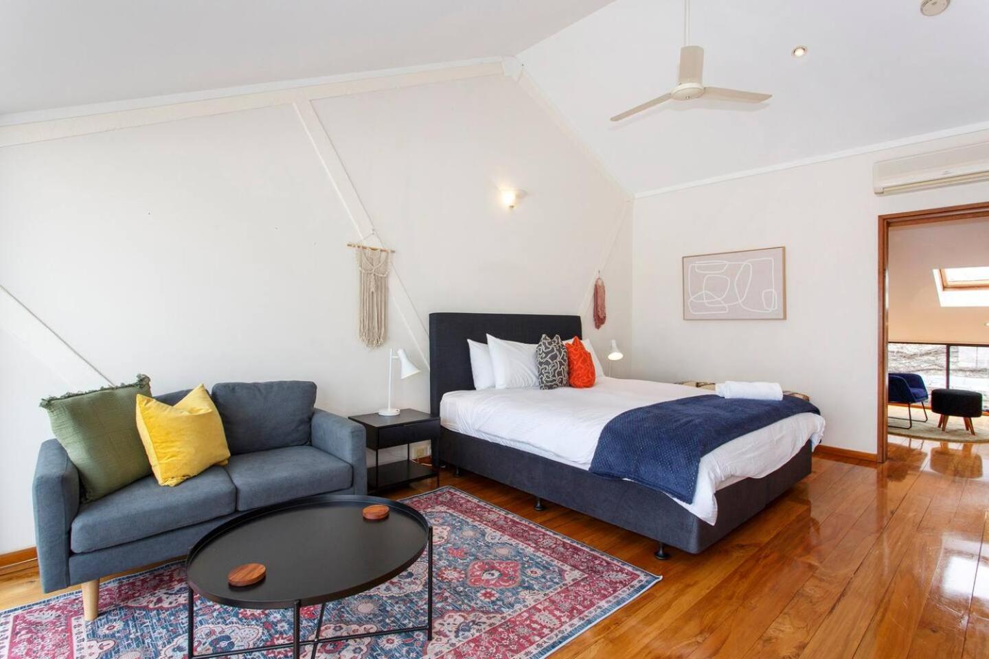 Bathers Beach Loft Rooftop Views