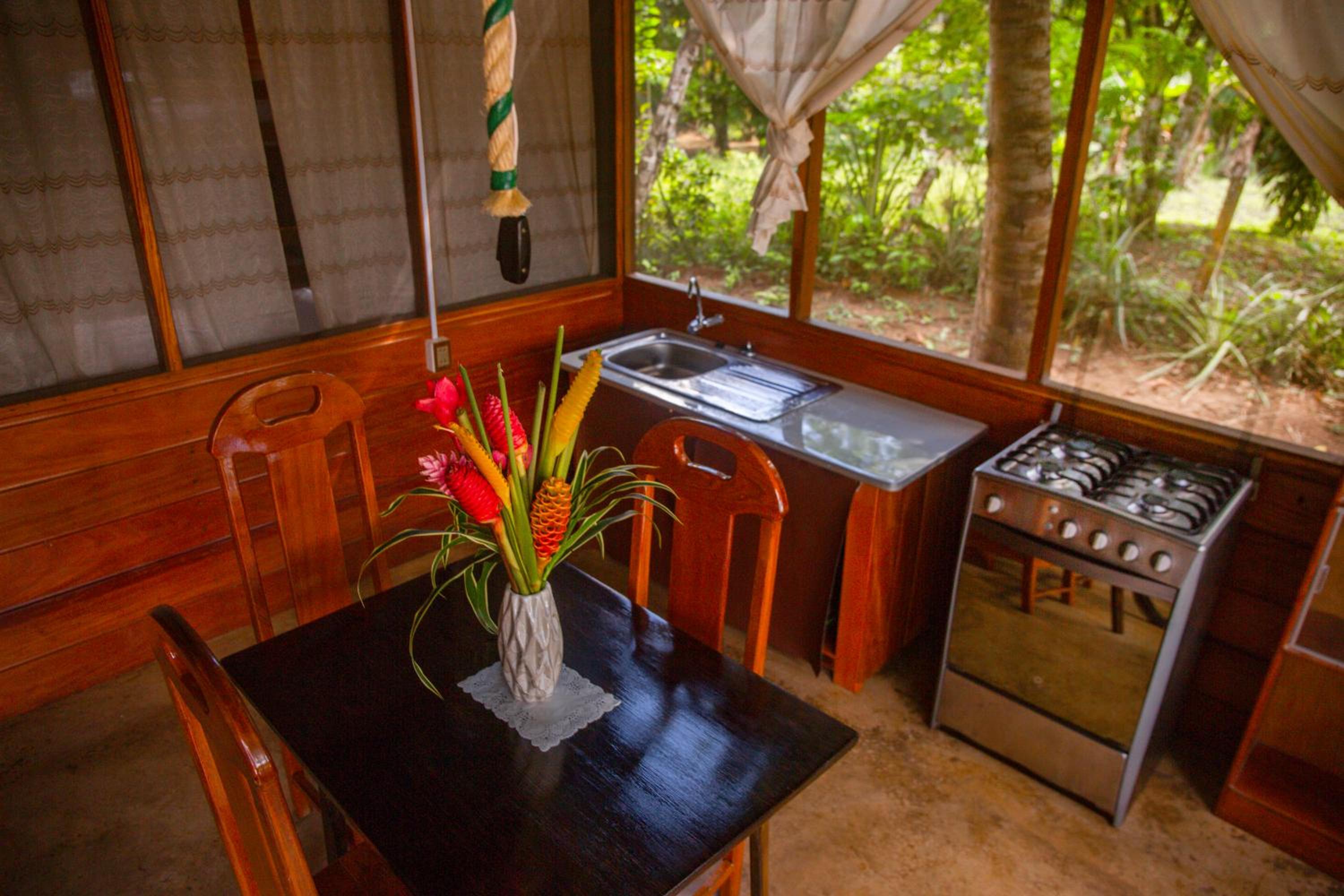 Coco house tambopata