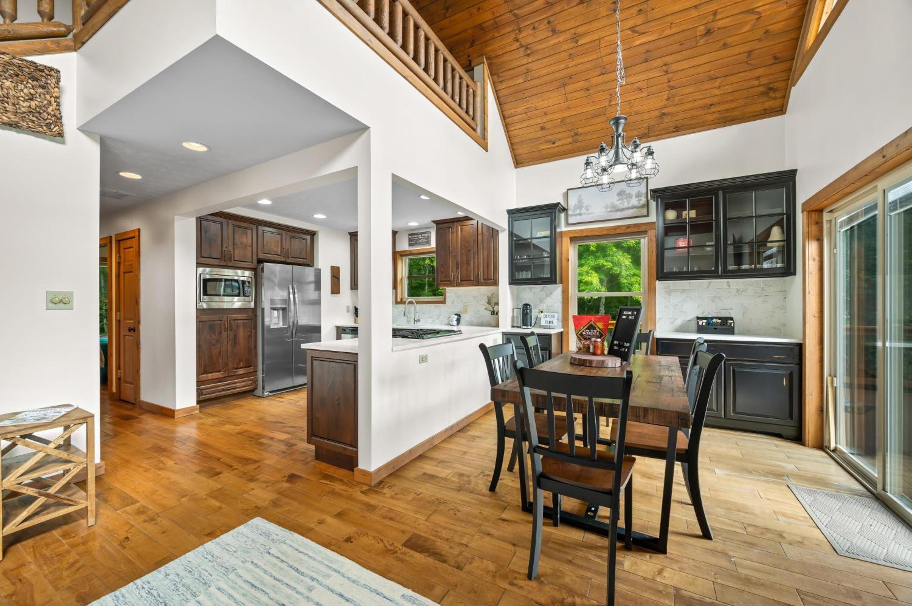 9 Oaks Log Cabin Of Brown County - Property Image 30