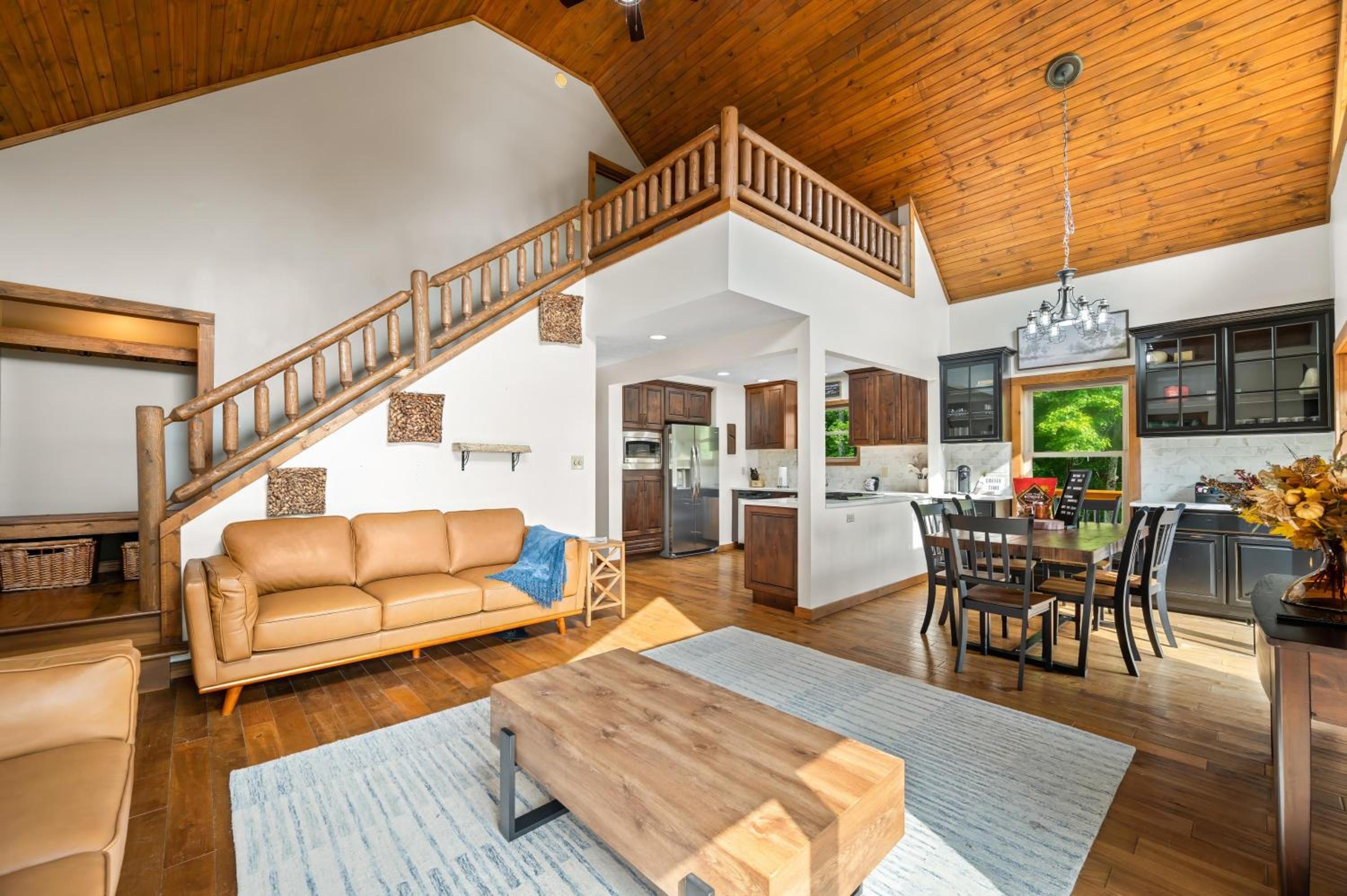 9 Oaks Log Cabin Of Brown County - Property Image 33