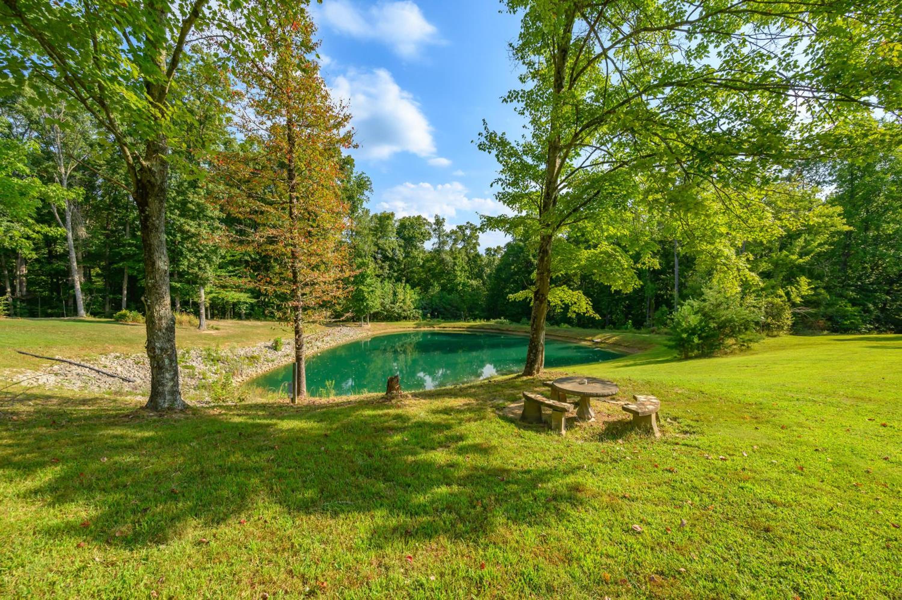 9 Oaks Log Cabin Of Brown County - Property Image 14