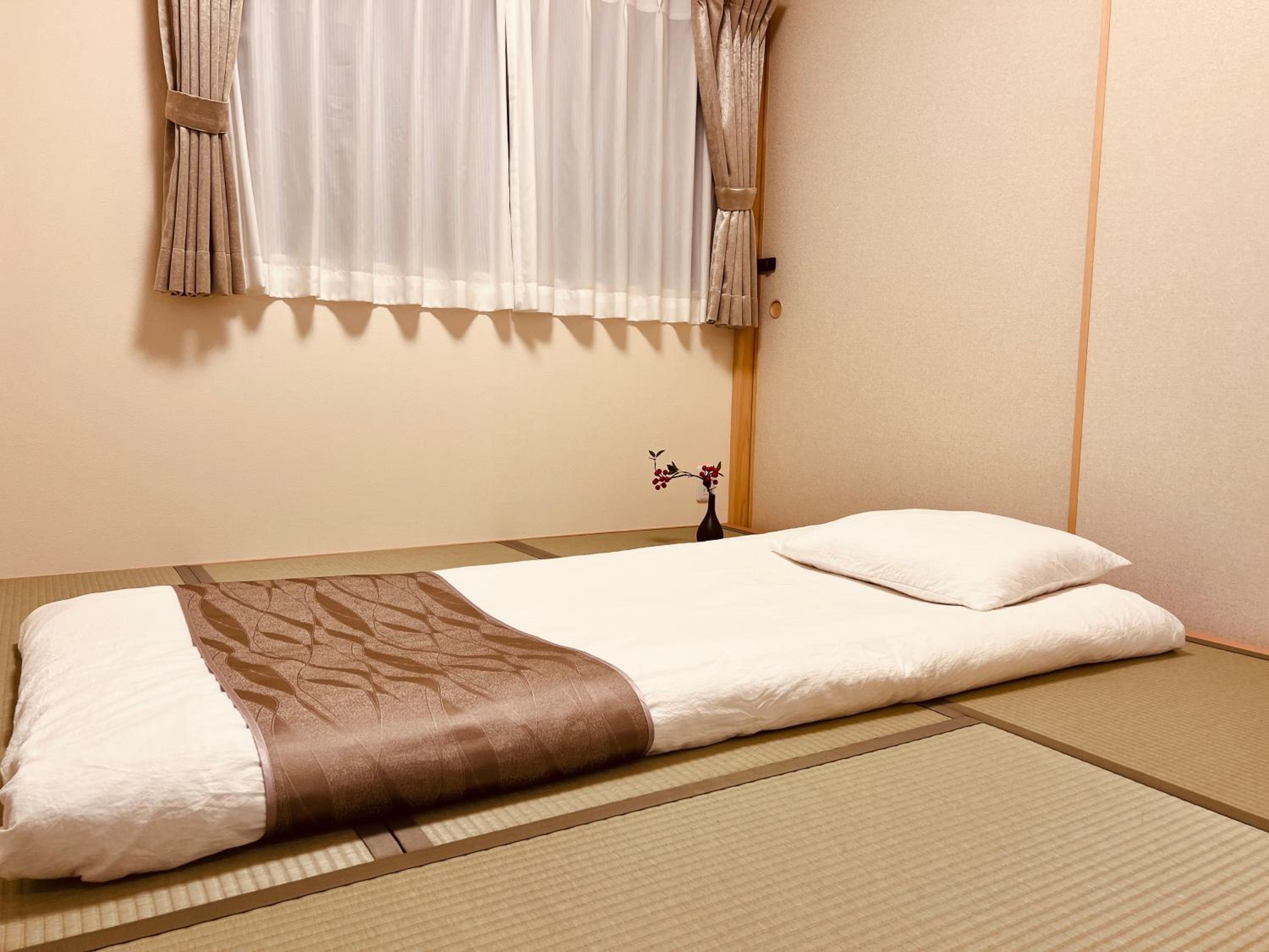 Near Namba Kansai Direct Family 202