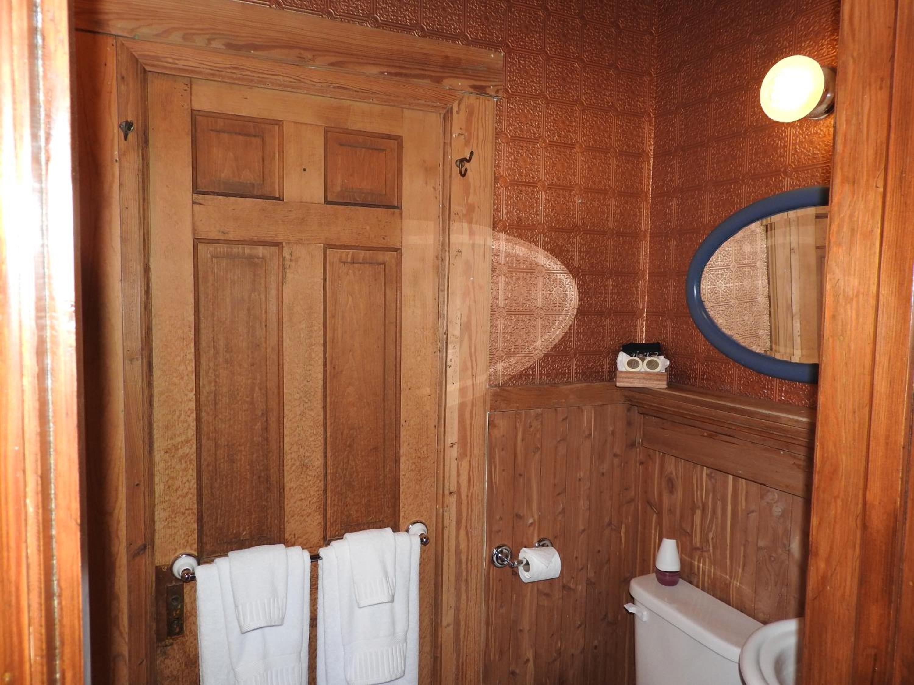 Champaign Garden Inn