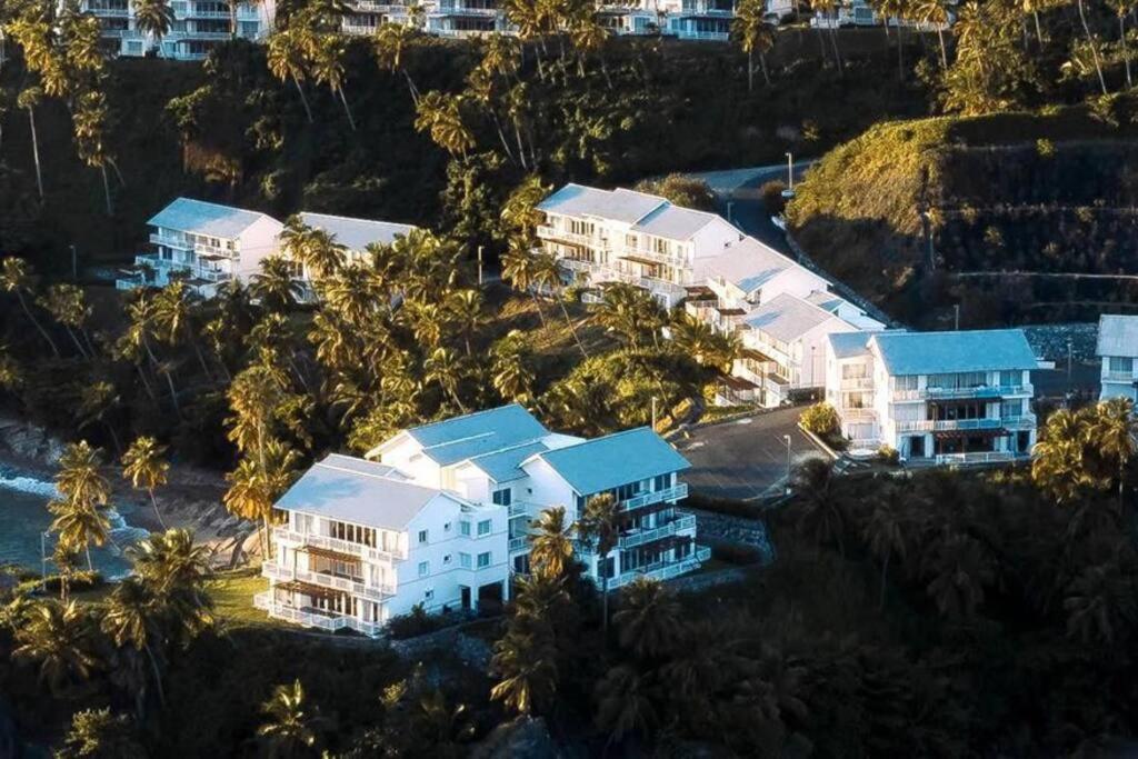 Ocean Front Deluxe Condo