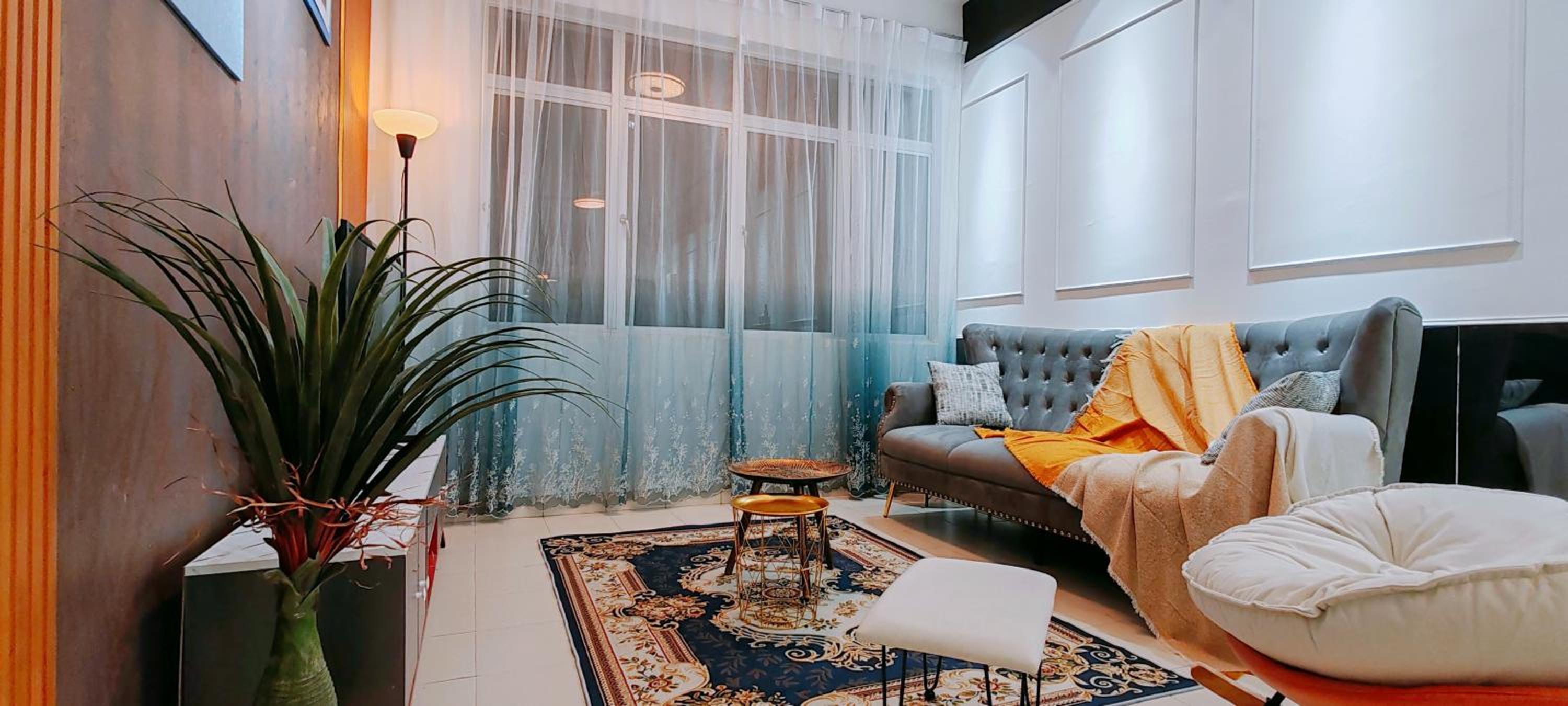 A boutique Warm falim home photo 3