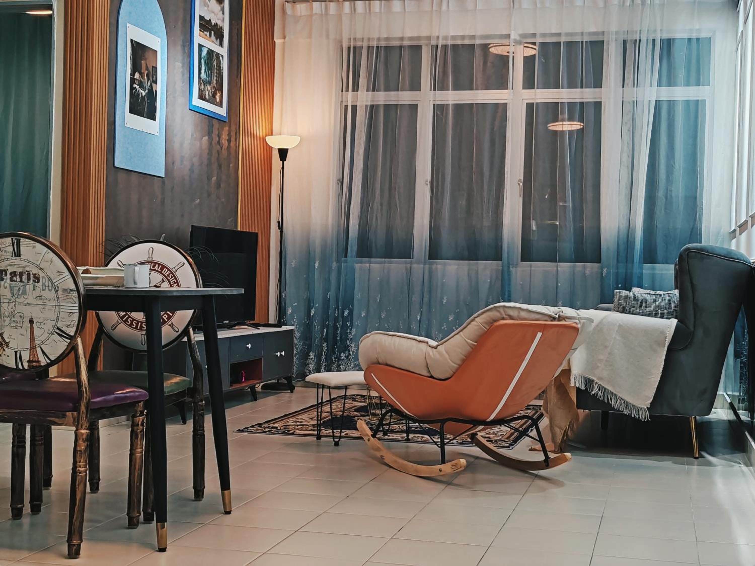 A boutique Warm falim home photo 8