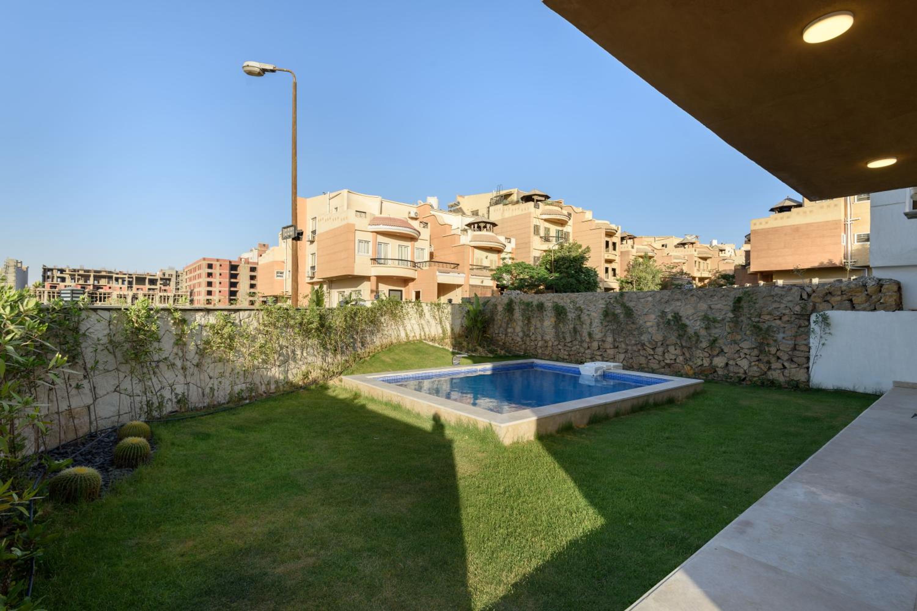 Golden 4BR Villas by Travelholic