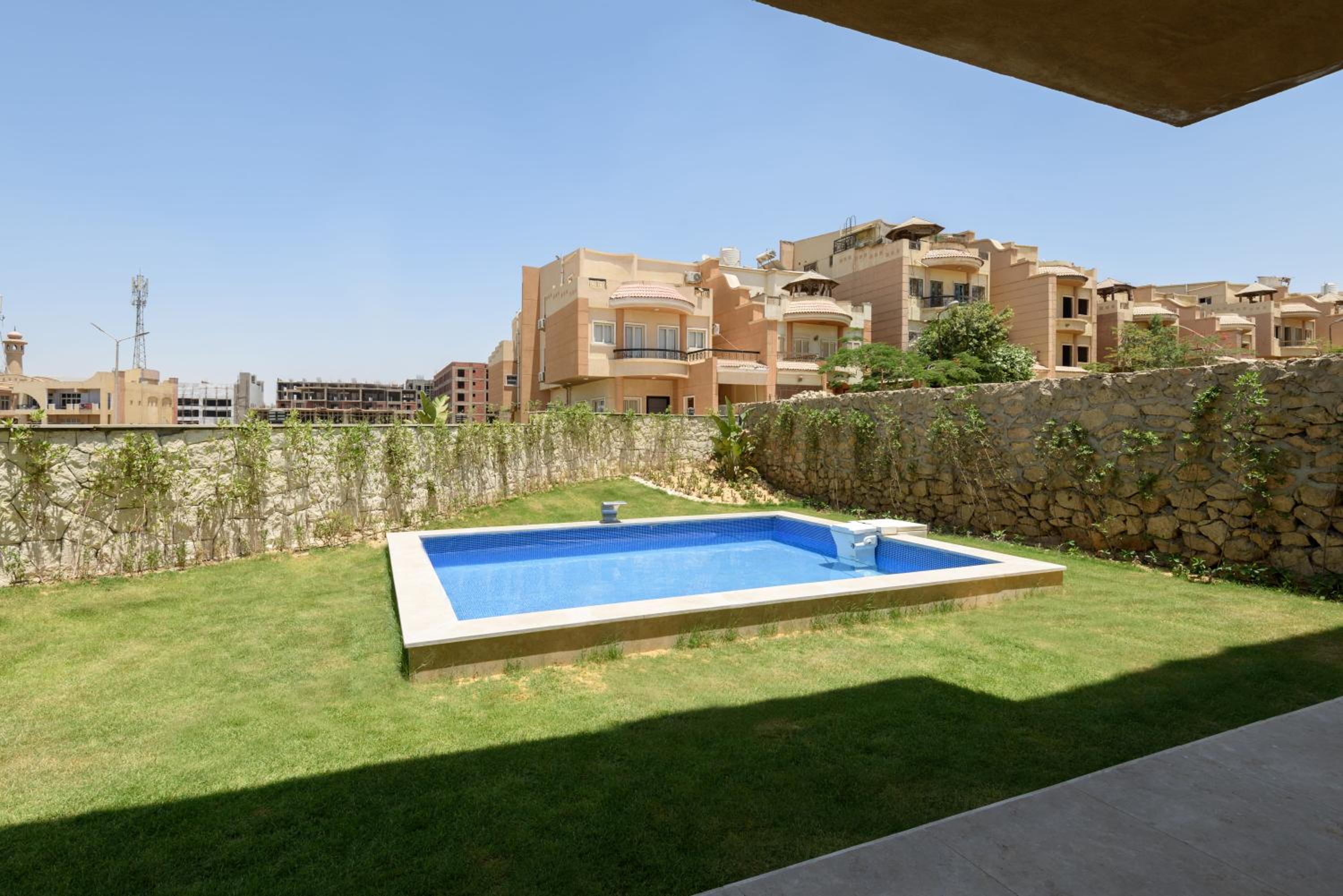 Golden 4BR Villas by Travelholic