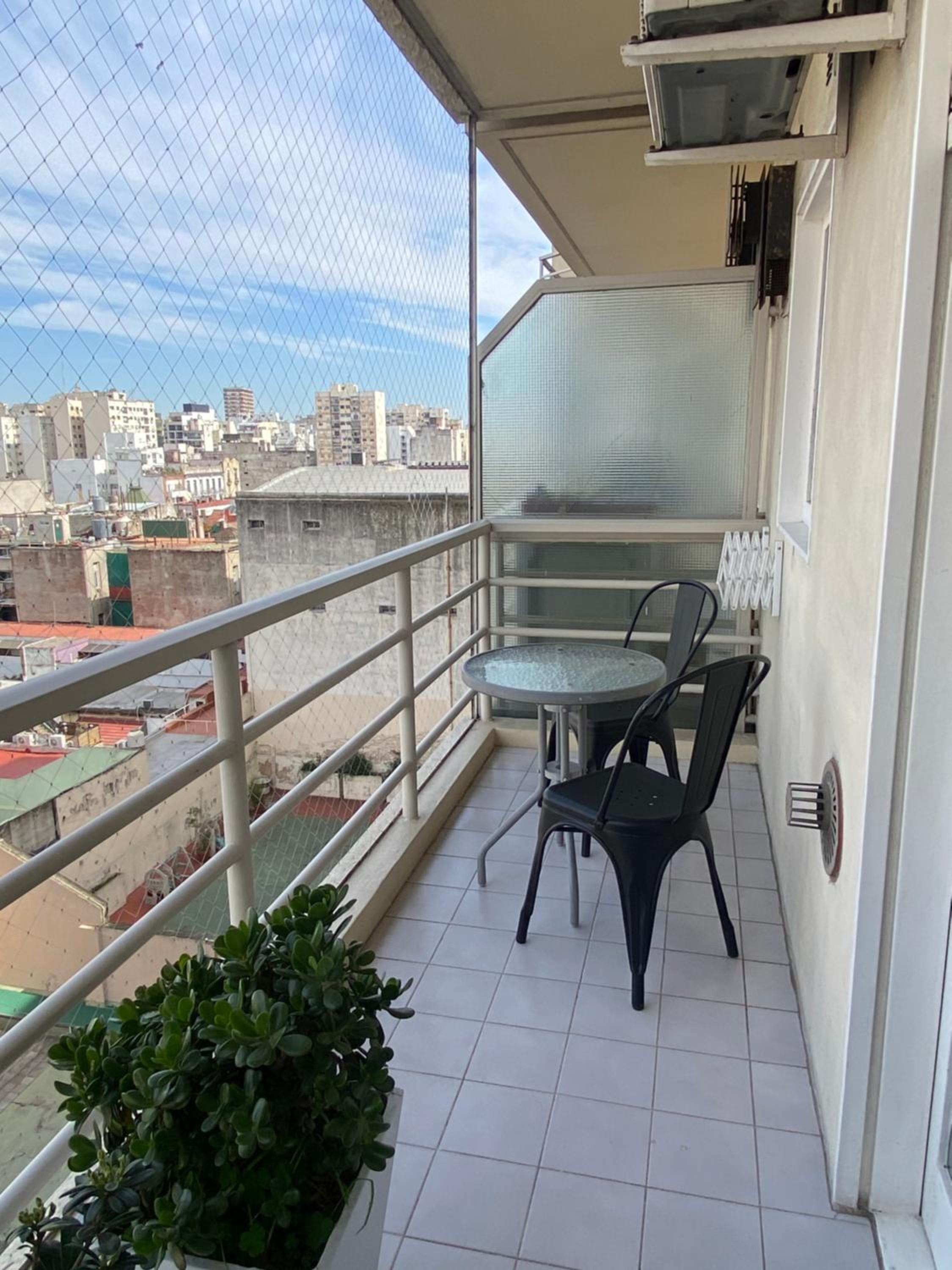 Muy Luminoso con Cochera Opcional en el edificio