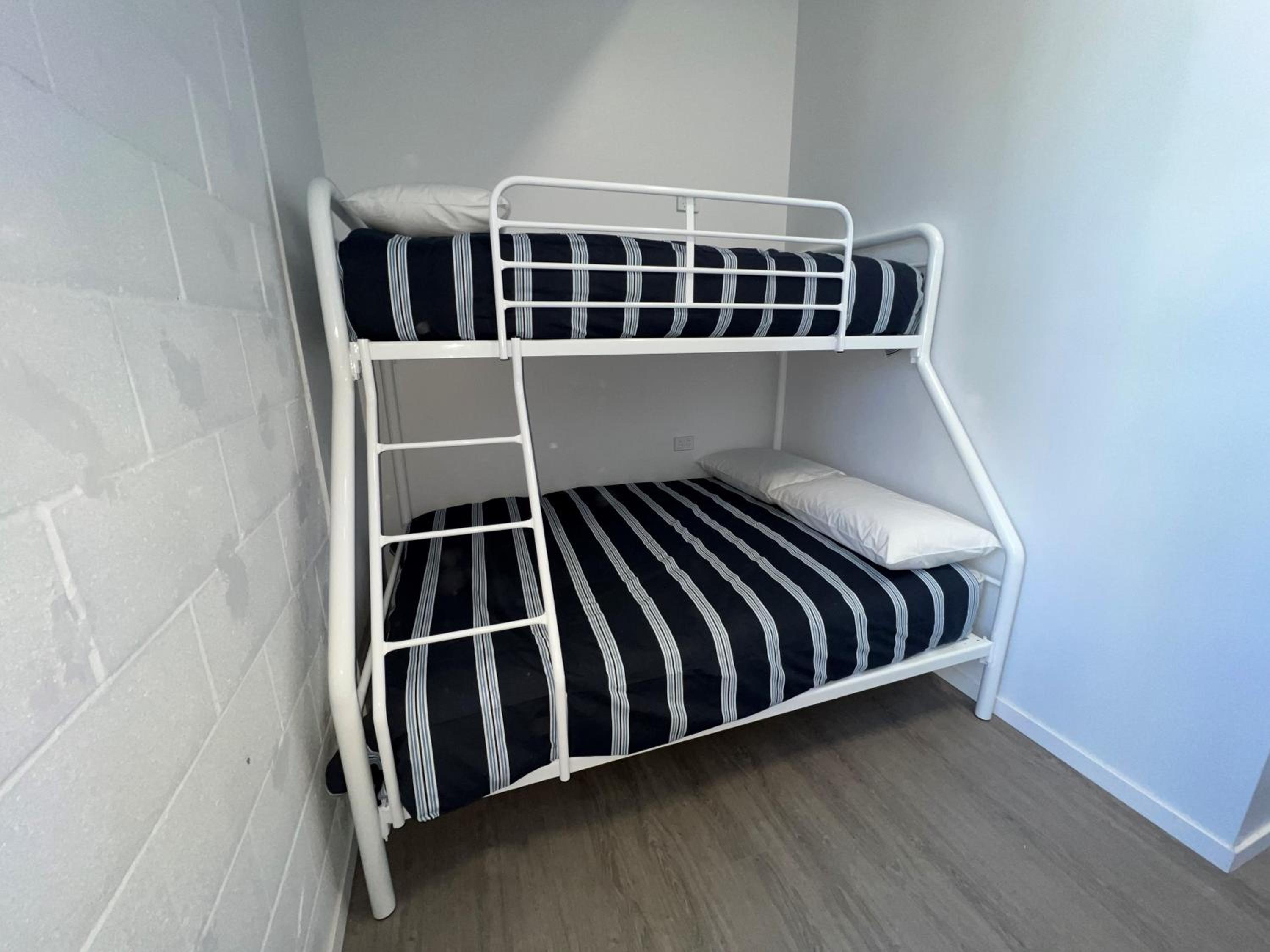 Maze Backpackers - Gold Coast