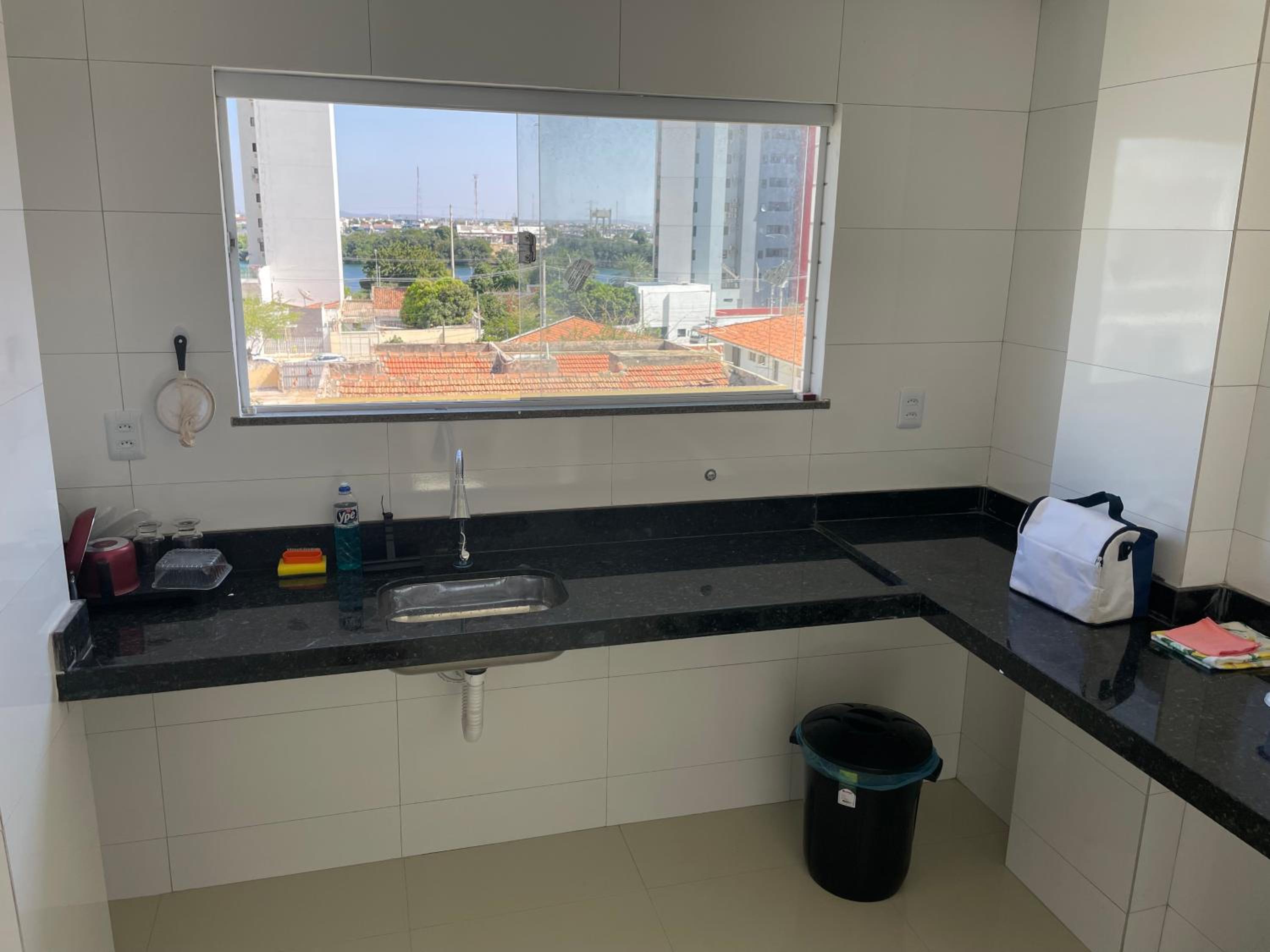 Apartamento moderno com vista para o rio