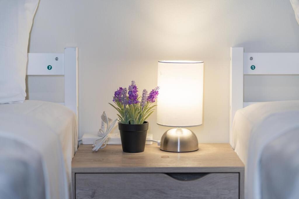 Bright Sunnybank Getaway - 4BR 2BA