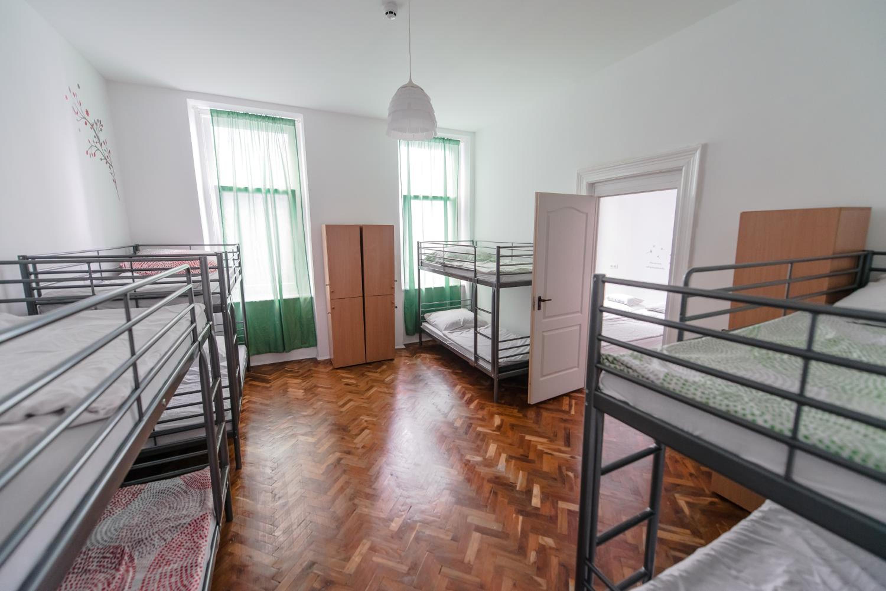 Budapest Party Hostel at Udvarom