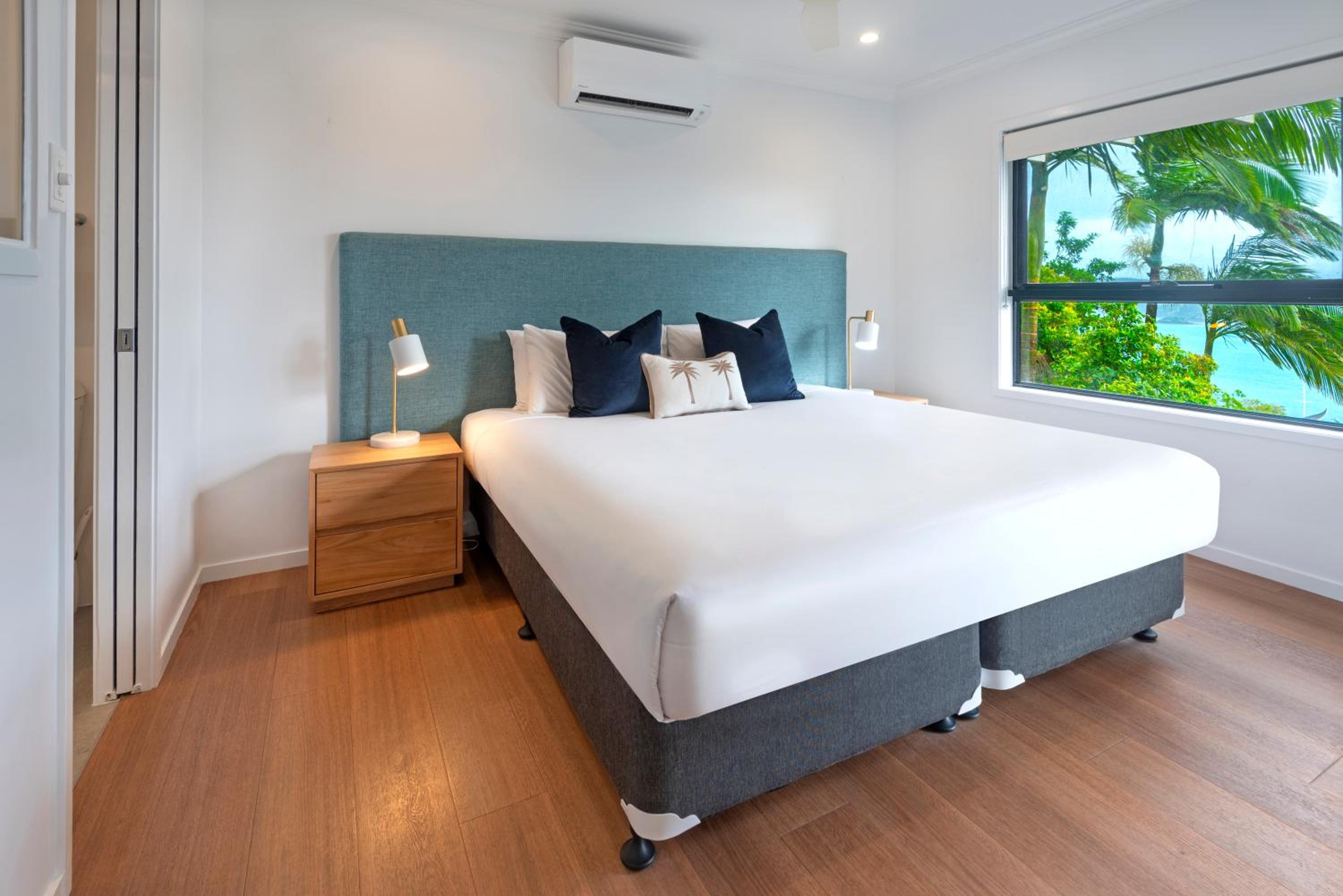 Oasis Apartments on Hamilton Island by HIHA