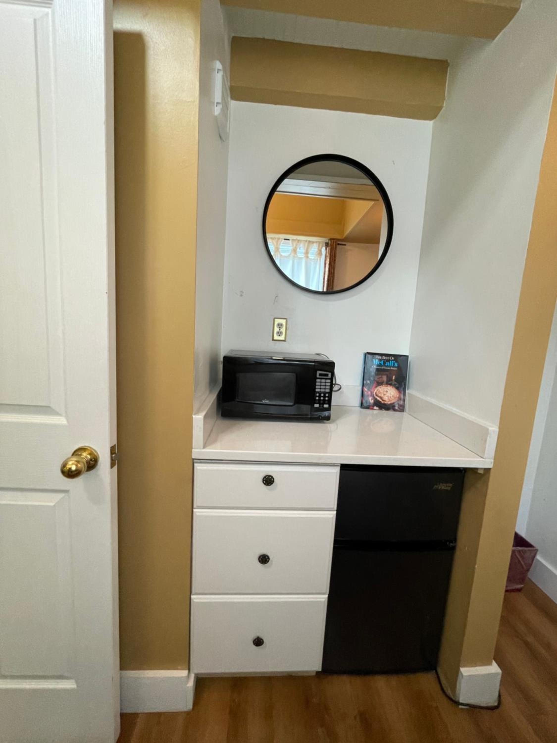 Photo 10