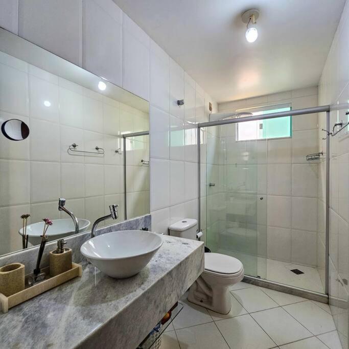 Casa de Praia com 5 quartos e Piscina em Guarajuba Bahia