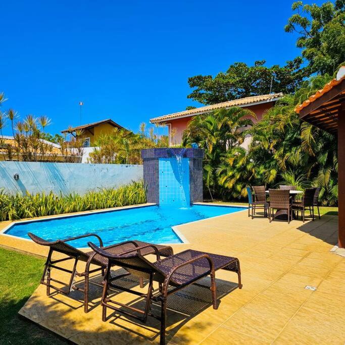 Casa de Praia com 5 quartos e Piscina em Guarajuba Bahia