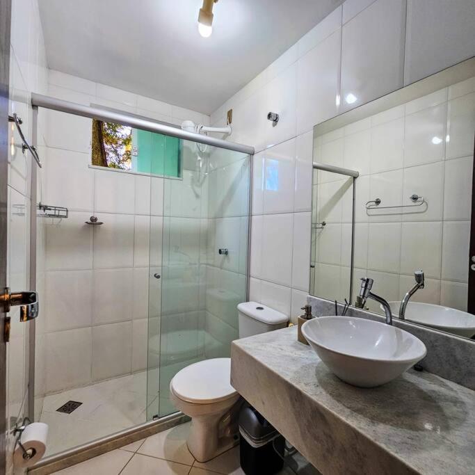 Casa de Praia com 5 quartos e Piscina em Guarajuba Bahia