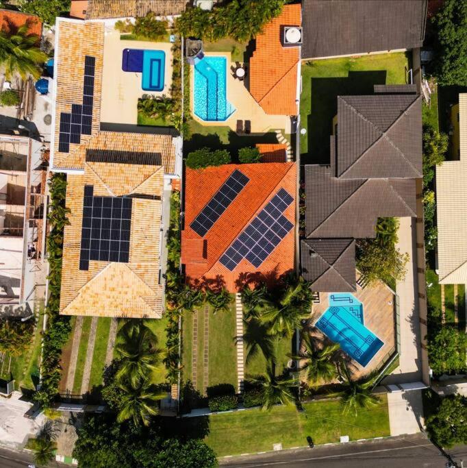 Casa de Praia com 5 quartos e Piscina em Guarajuba Bahia